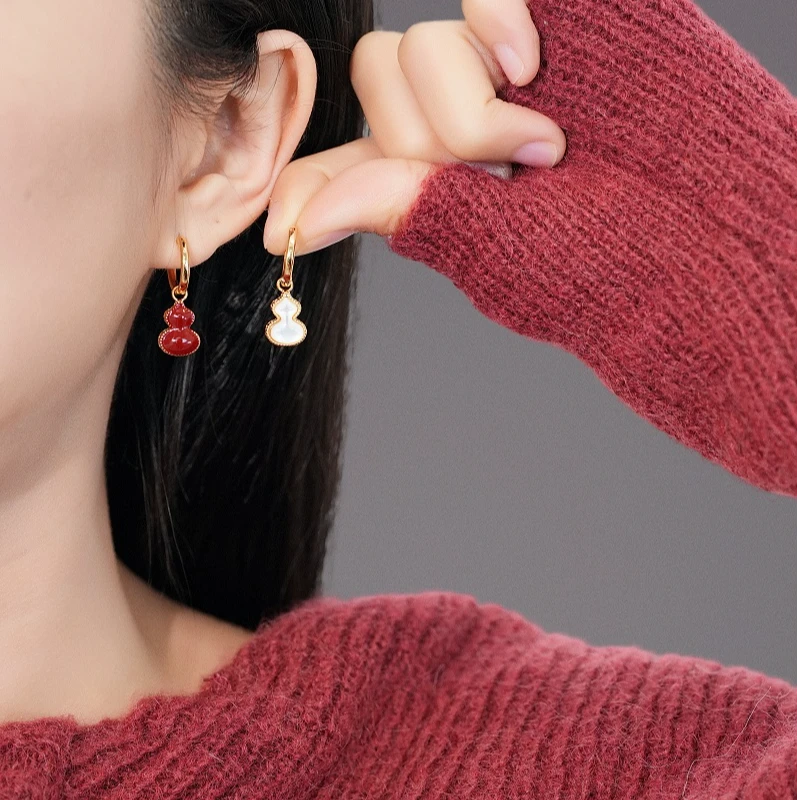 铜合金耳饰 925银针红色福禄双面新年贝壳葫芦耳环女轻奢大气耳圈