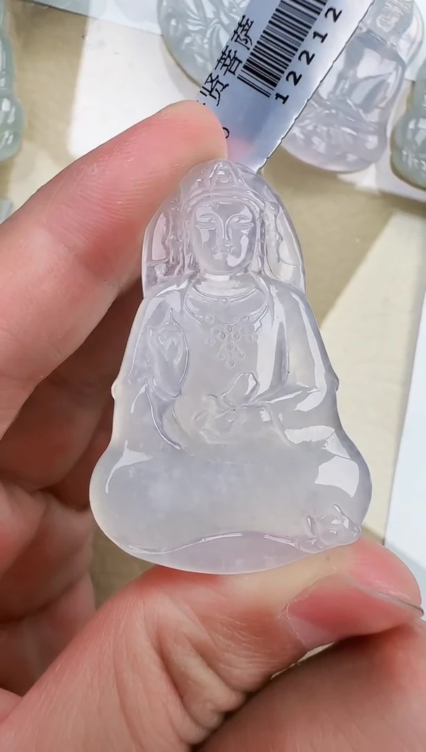 翡翠未镶嵌颈饰缅甸天然翡翠A货