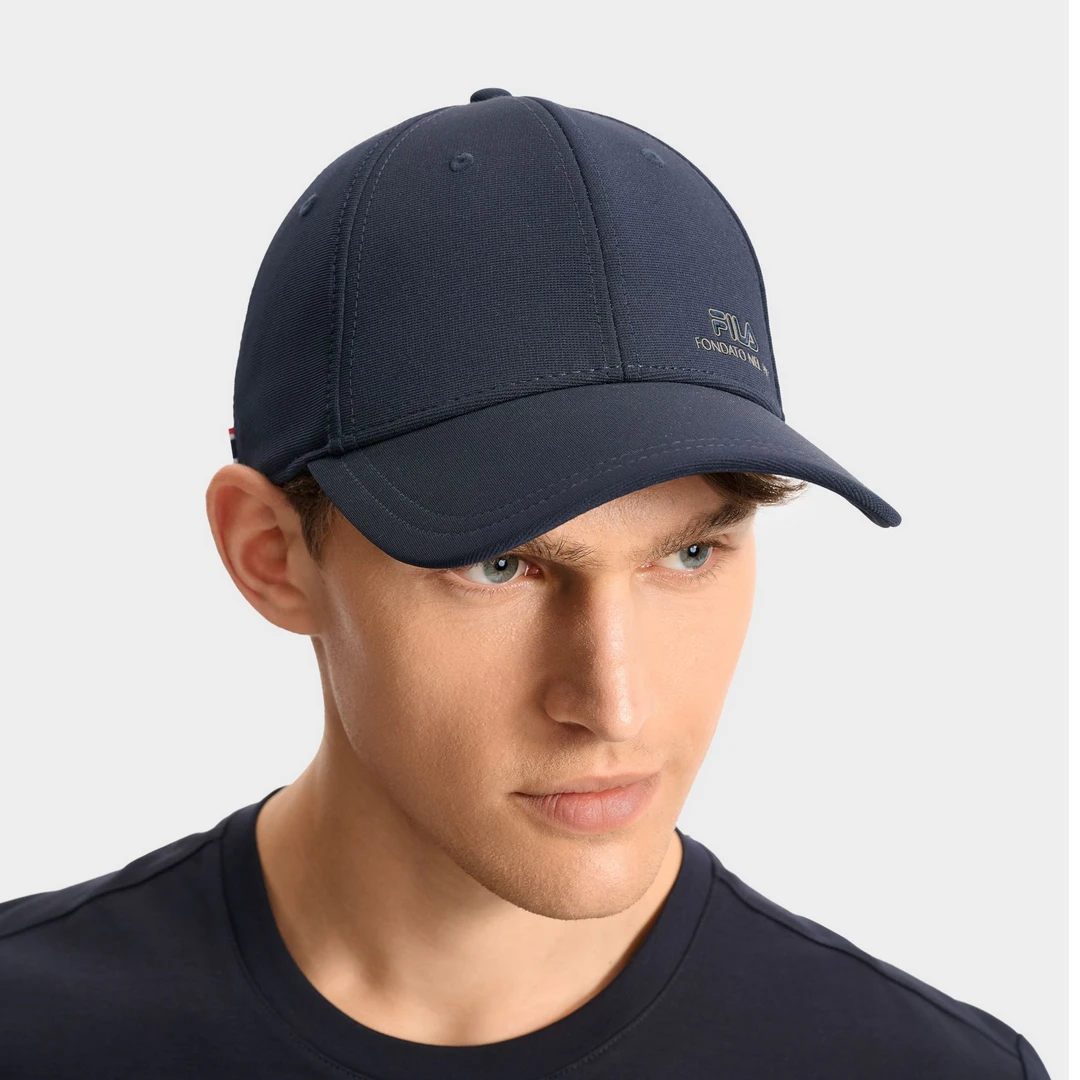 Fila/斐乐夏季新款遮阳帽情侣款时尚硬顶透气鸭舌帽F13U533232F