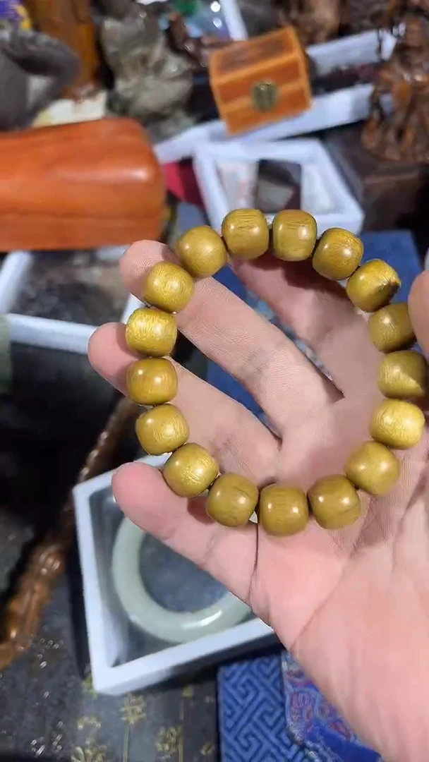【闪购商品】滴血莲花菩提吊坠1
