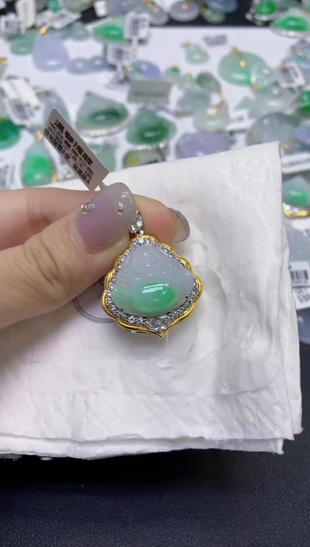 颈饰未镶嵌翡翠天然缅甸翡翠A货百元以上9元证书费自理