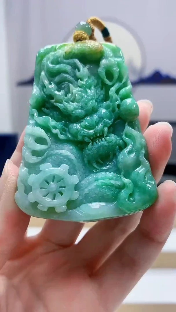未镶嵌定制翡翠5060zm-毛货挂件龙牌72