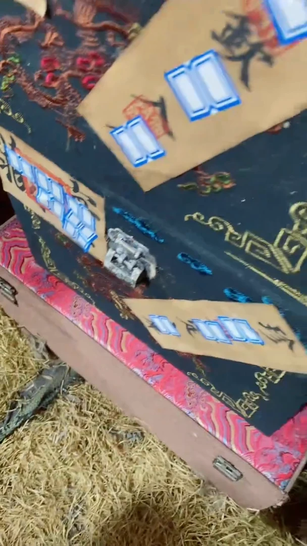 织绣箱一对摆件 -------（晓晓甄选）