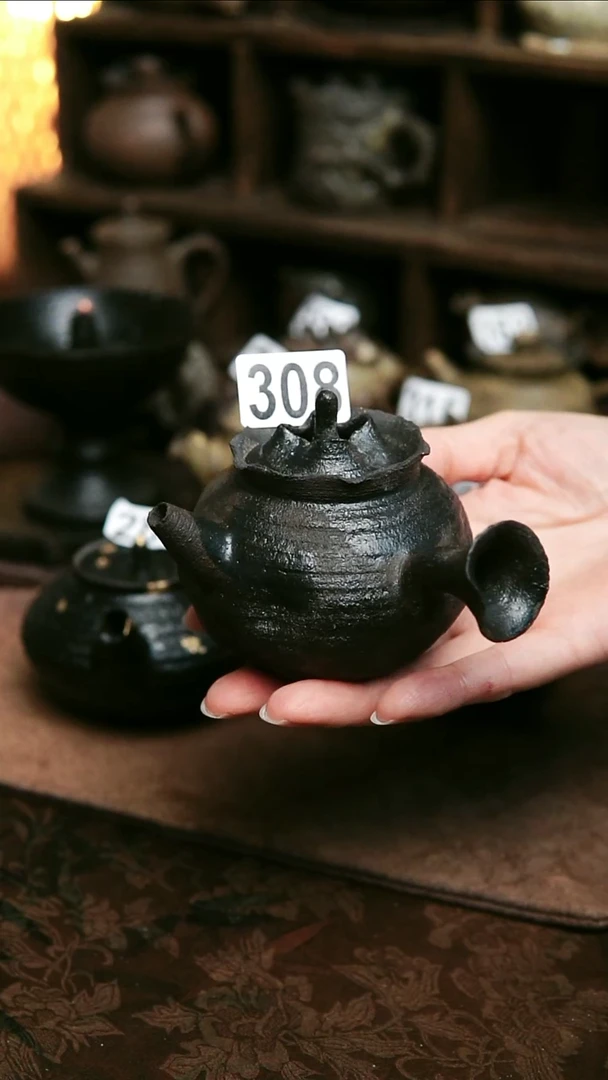 紫砂全手工侧把茶壶150毫升