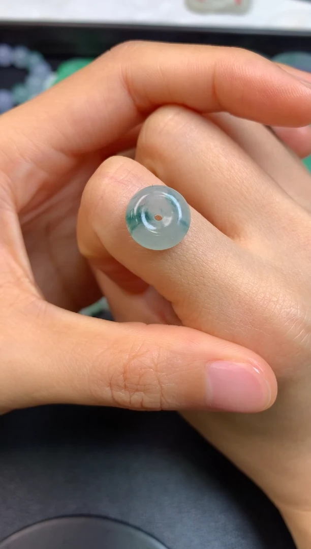 定制翡翠未镶嵌0213592874