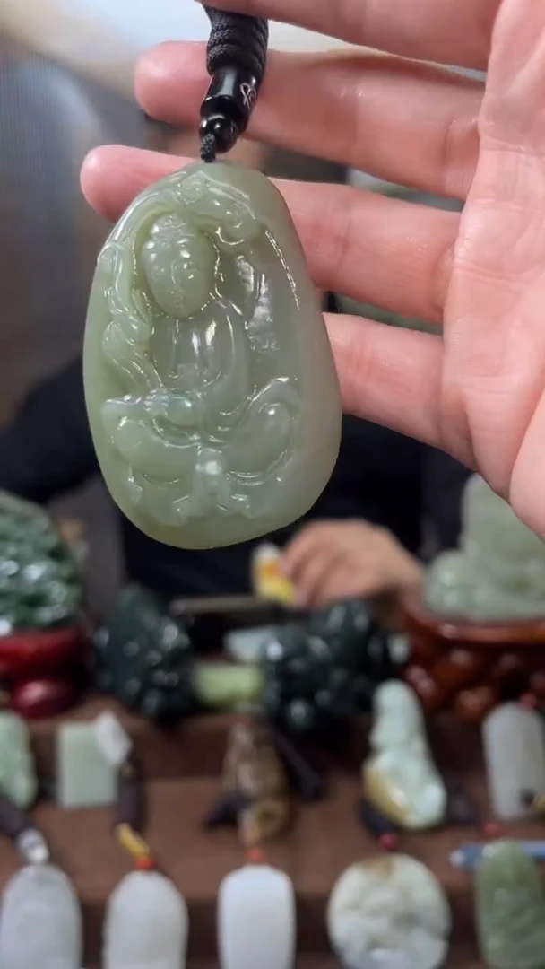 颈饰未镶嵌和田玉`