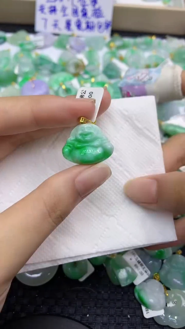 颈饰18K金镶嵌翡翠天然缅甸A货翡翠