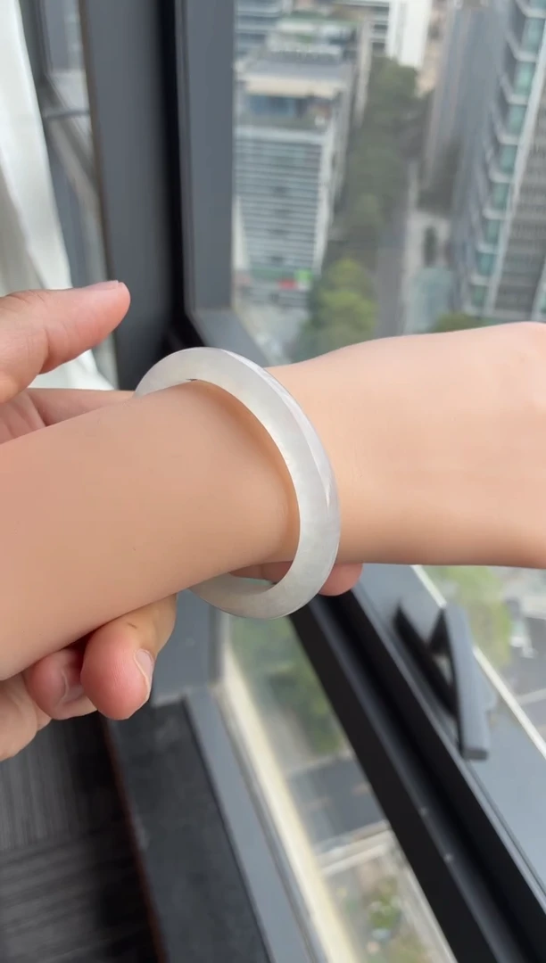 未镶嵌手镯翡翠51号53.5*46.3*8.8*8.1贵妃