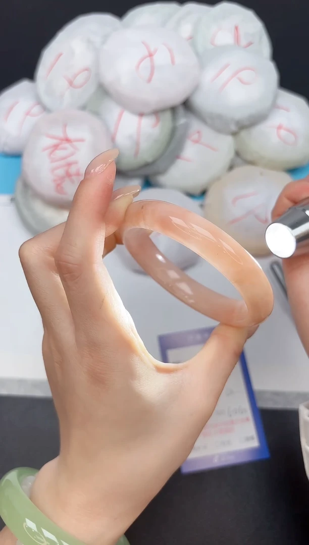 未镶嵌手镯石英质玉187/6061