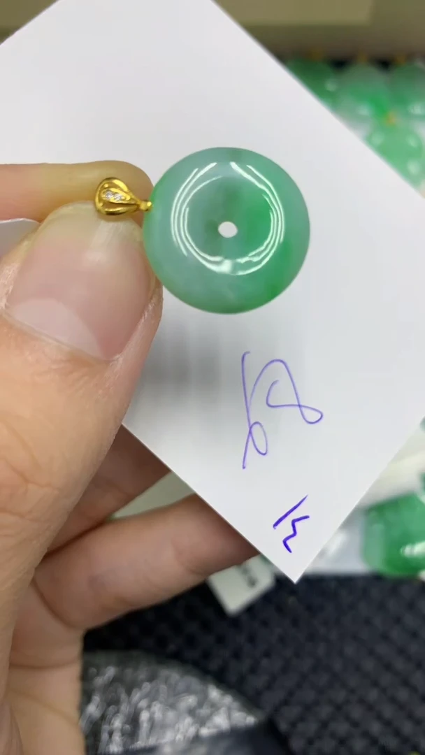 颈饰未镶嵌翡翠缅甸A货翡翠