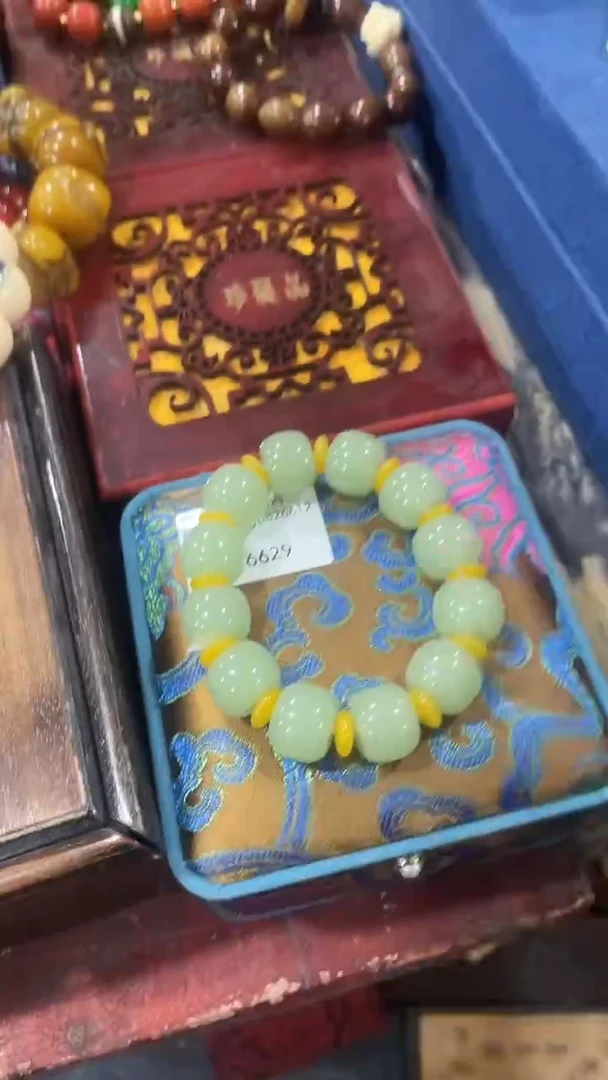 手链未镶嵌和田玉黄隔片手串