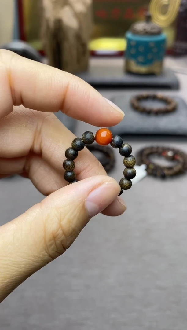 【闪购商品】沉香沉香碎屑白棋戒指