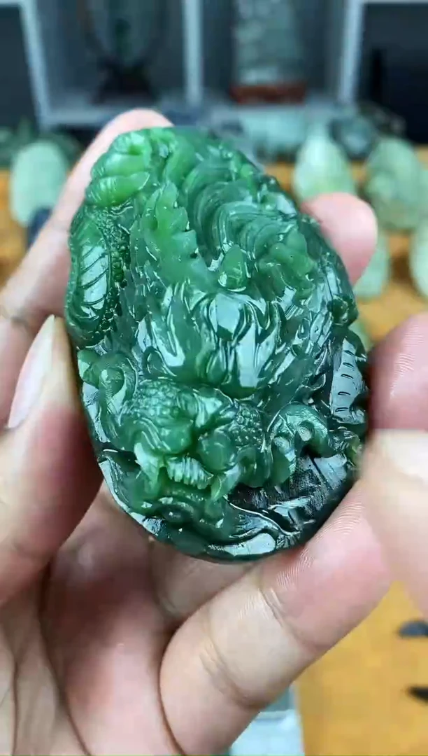 未镶嵌和田玉把件1