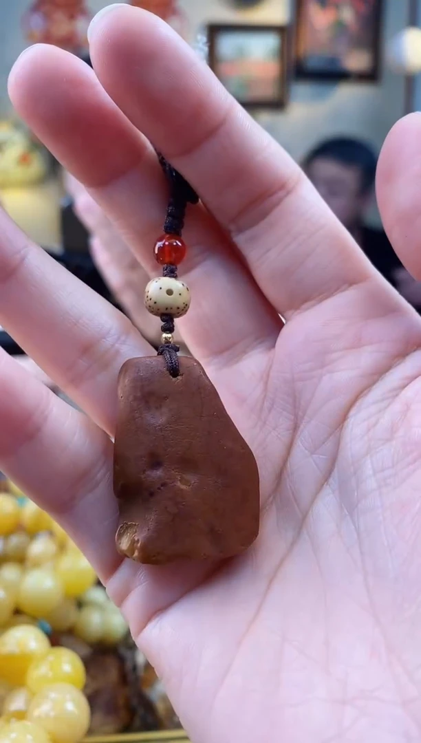 【闪购商品】琥珀颈饰未镶嵌吊坠