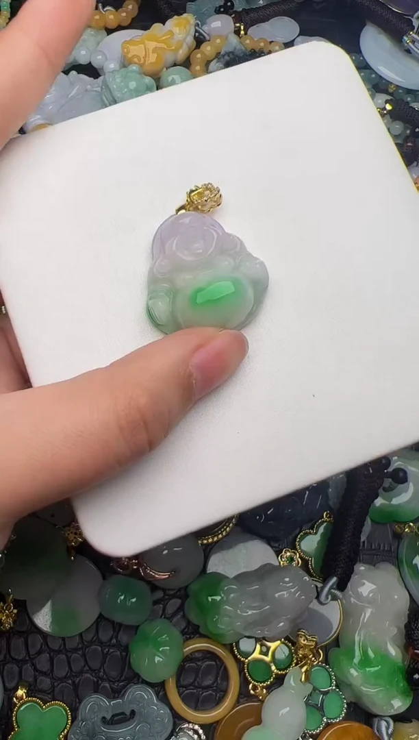 翡翠未镶嵌颈饰天然缅甸翡翠吊坠