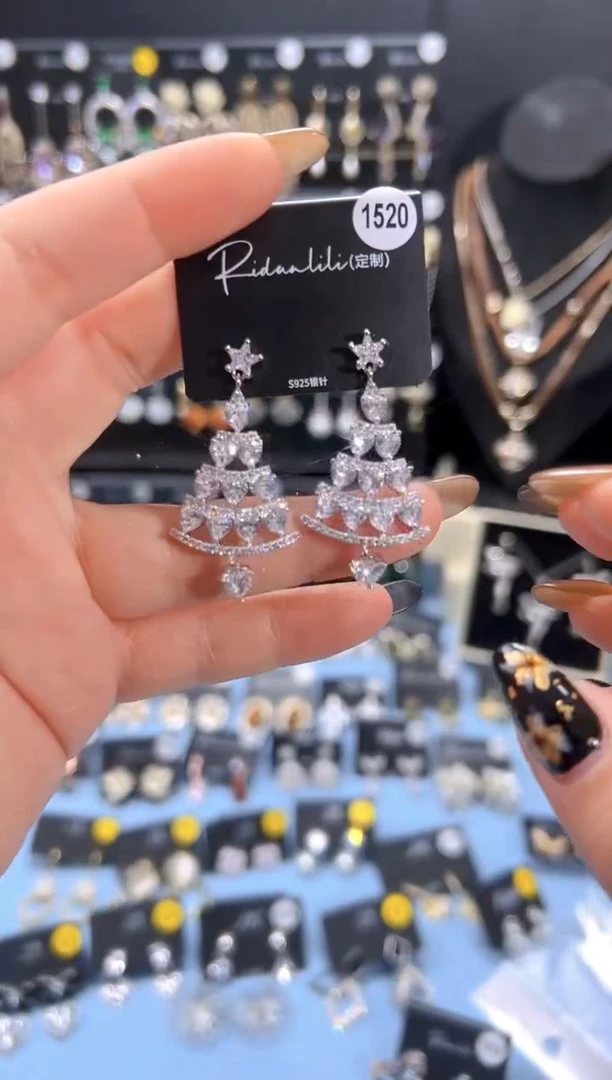 铜合金925银锆石里里1520圣诞树