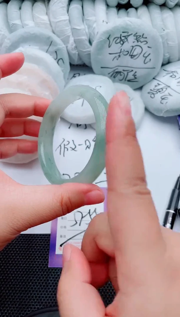 石英质玉手镯未镶嵌A11-57-58