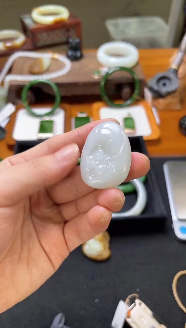 吊坠(不含链)未镶嵌和田玉新疆米达 佛 18
