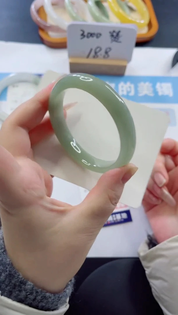 未镶嵌手镯石英质玉多样性发货A101