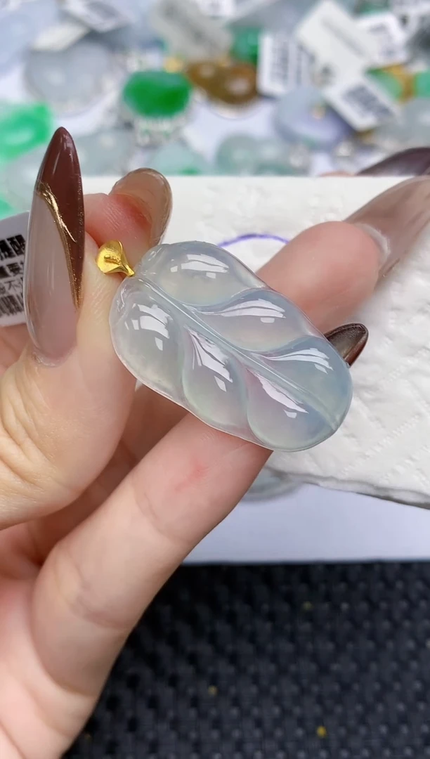 颈饰18K金镶嵌翡翠165   天然翡翠A货  百元以上9米证书费自理