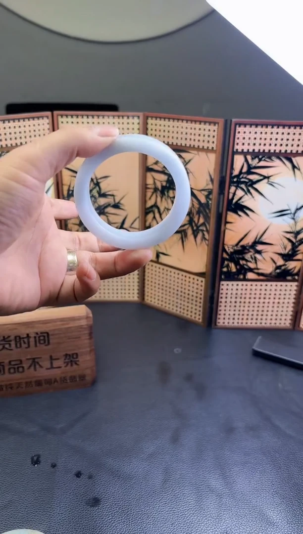 未镶嵌手镯定制翡翠茉***～手镯定制