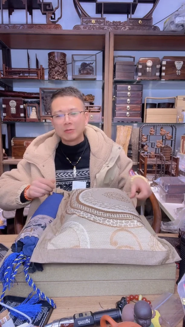 【闪购商品】乌木类书架902双面枕头+黄花梨颈椎枕