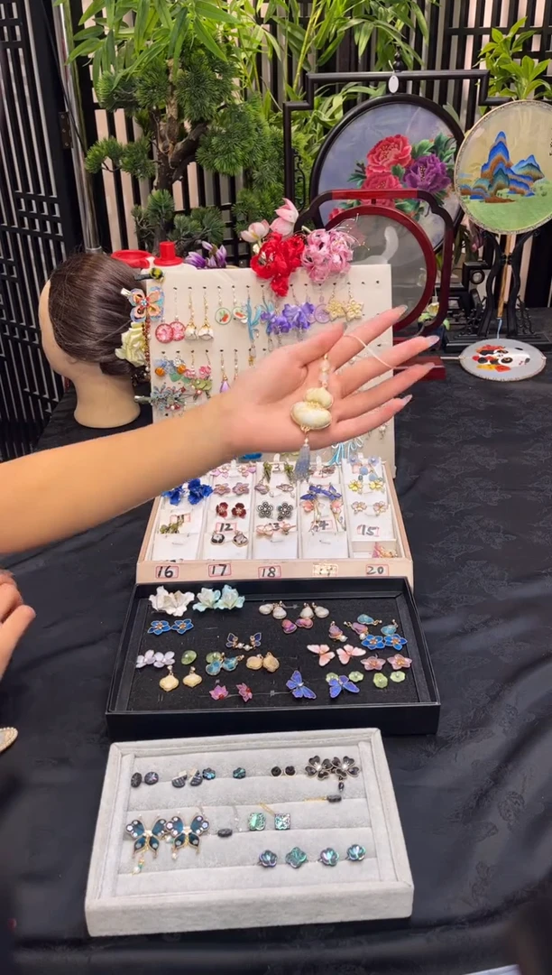 织绣C****.非遗苏绣饰品