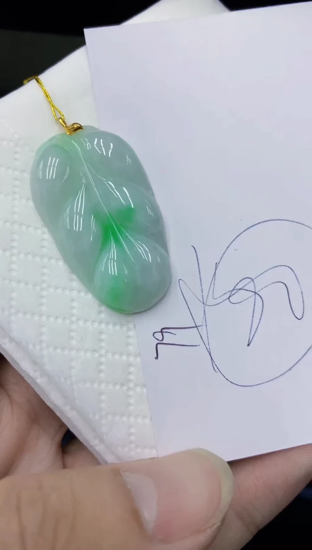 颈饰18K金镶嵌翡翠11111111111