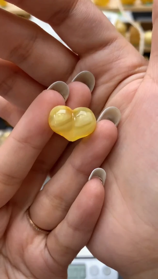 琥珀未镶嵌珠宝奇石097琥珀蜜蜡微瑕