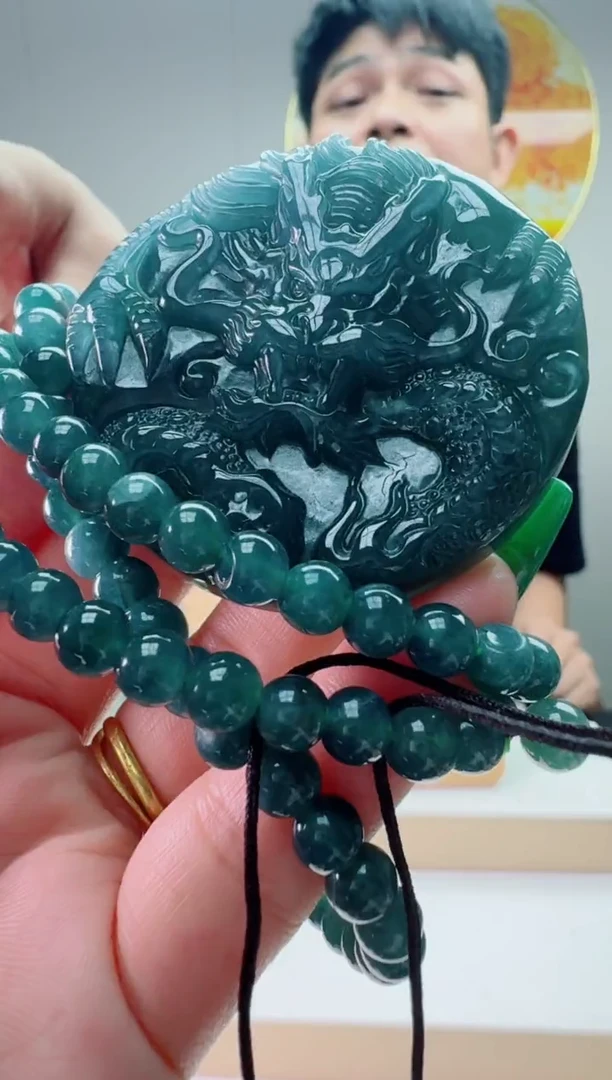 翡翠未镶嵌颈饰多样性随机发其一