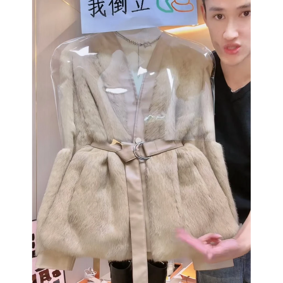 2024年冬季新款加棉加厚外套女时尚轻奢气质高级21