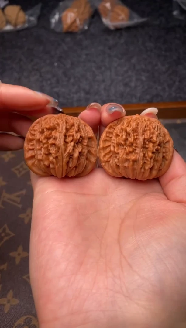 把件文玩核桃B242号四座楼43尺