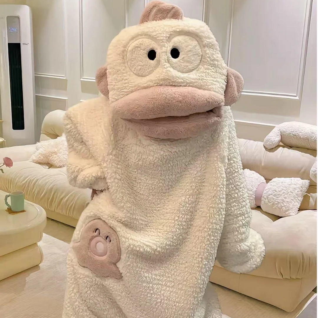 时尚可爱珊瑚绒睡衣