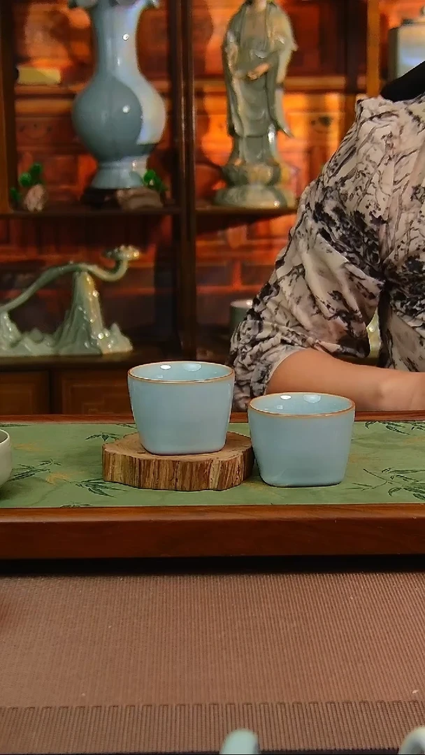 瓷片原矿汝瓷福利单杯一对，全品