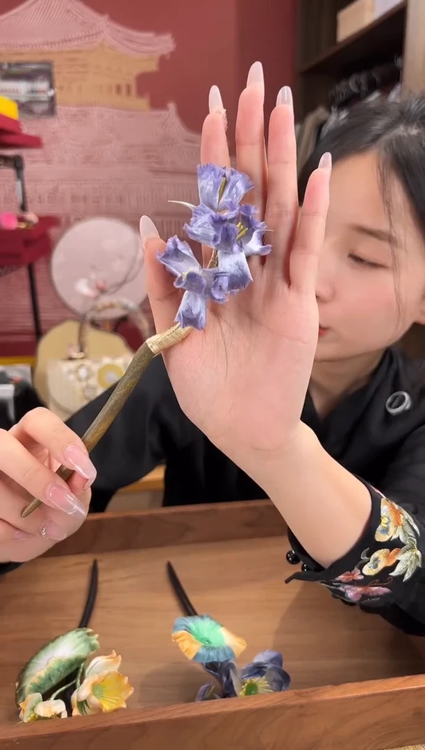 刺绣非遗绒花（发饰）