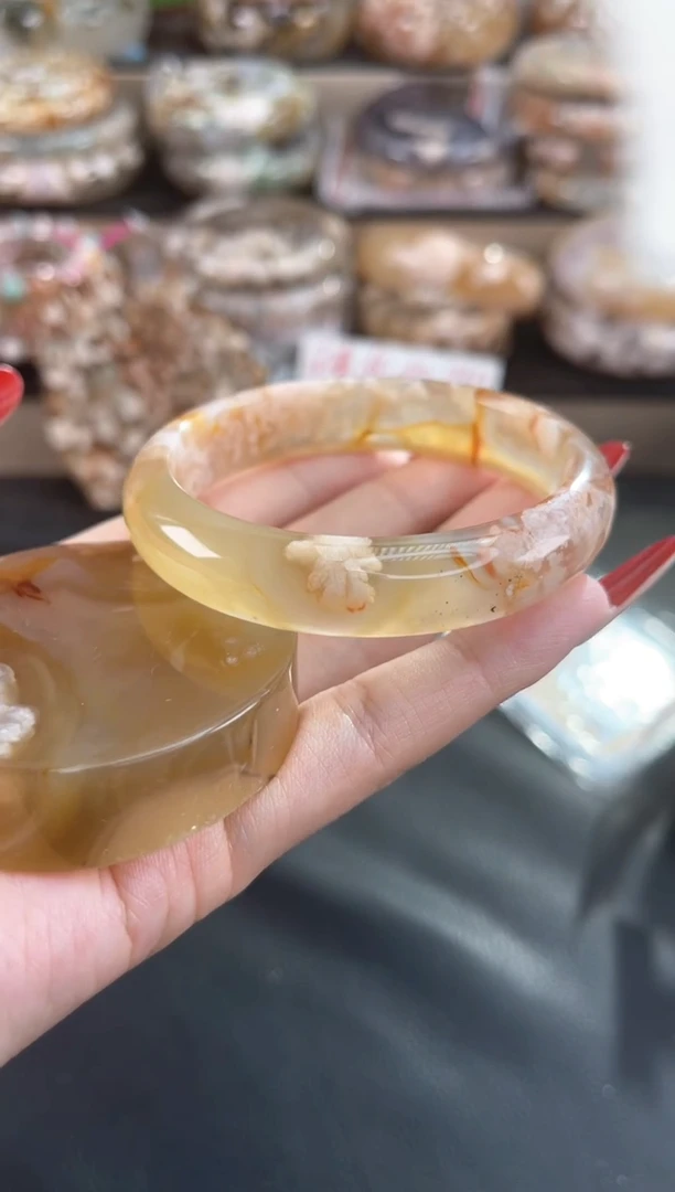 未镶嵌手镯石英质玉56（赠送镯心 不保证完美）