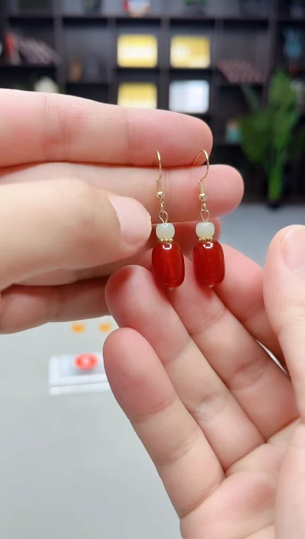 未镶嵌耳饰玛瑙/玉髓335000