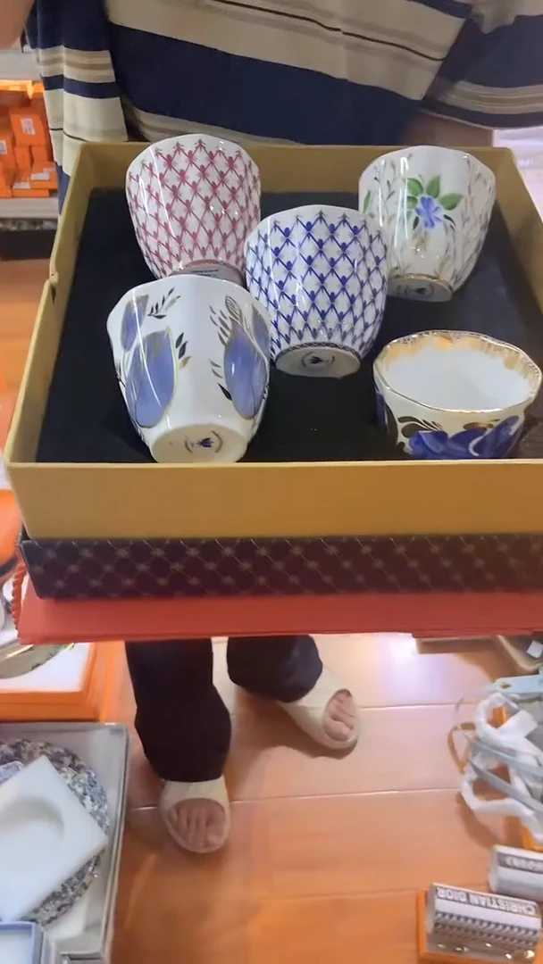 杯鸿辉家品牌瓷器，京东包邮！