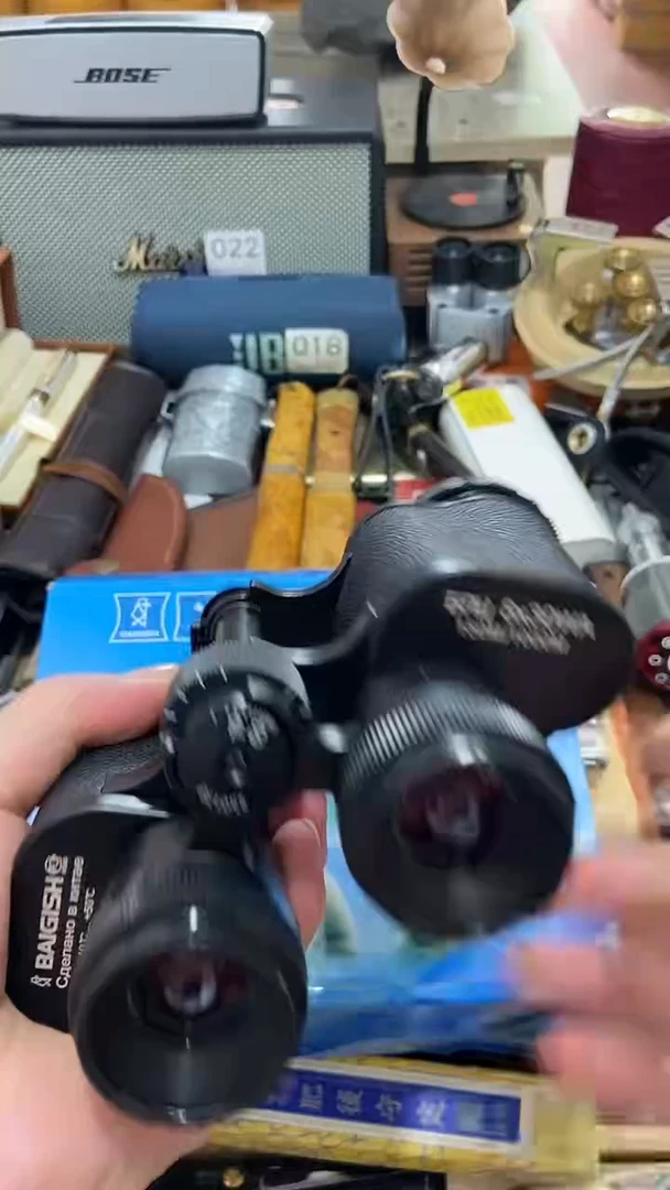 瓷片闪购商品  如图所示
