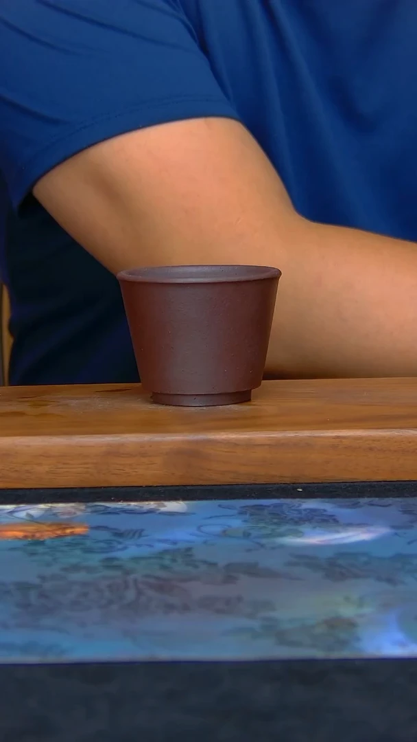 茶杯紫砂临****行库存石红杯子约100cc