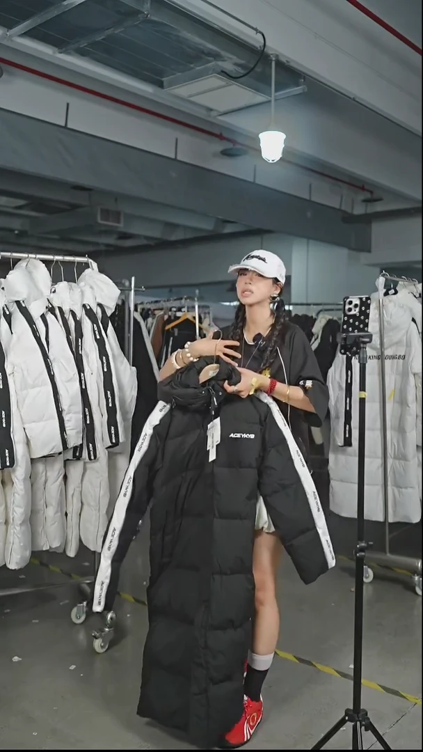 YKYB羽绒服长款     M码