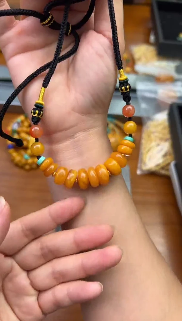 裸石琥珀未镶嵌蜜蜡吊坠