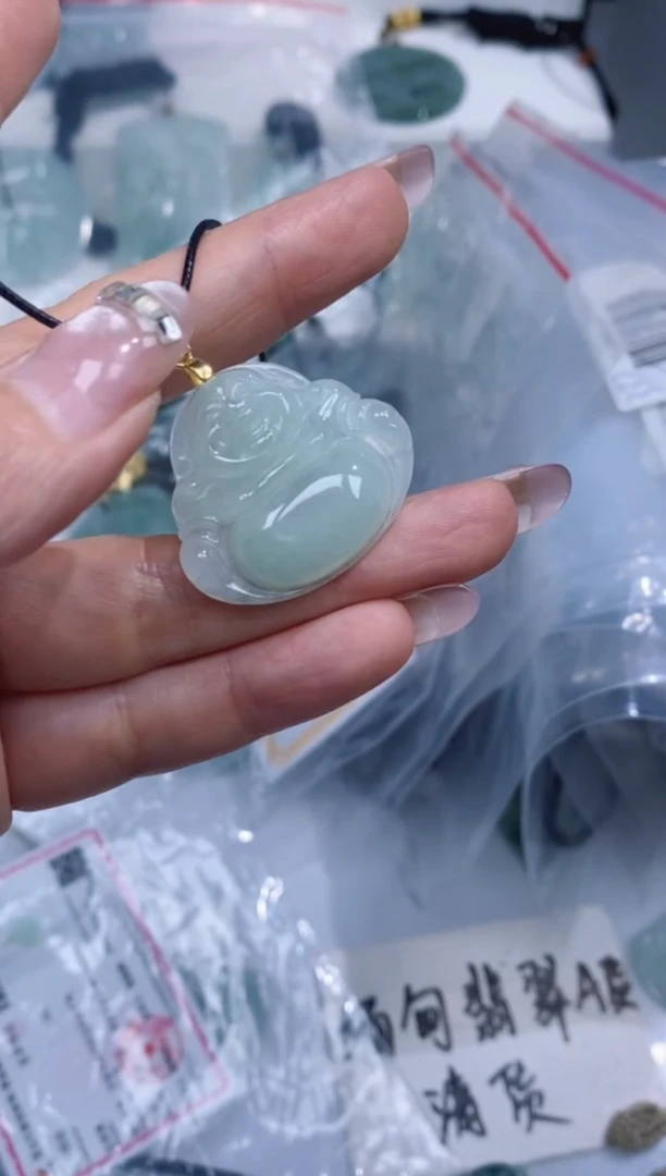 颈饰银S925镶嵌翡翠吊坠