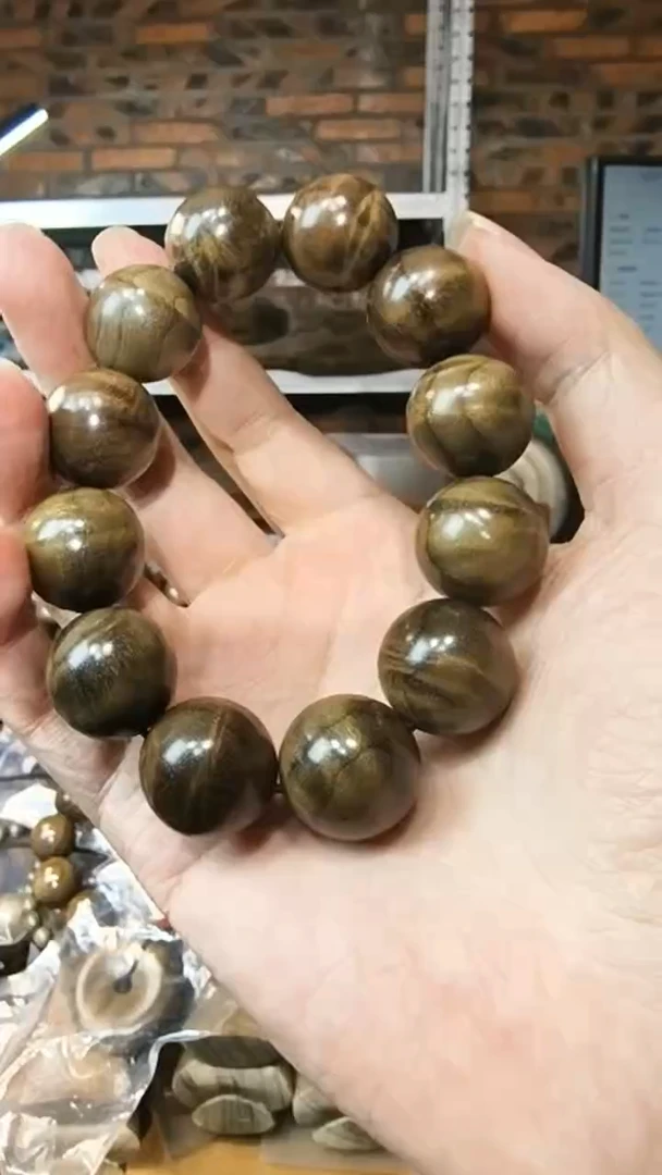 【闪购商品】楠木（金丝楠）把件阴沉绿猫眼手串2.0