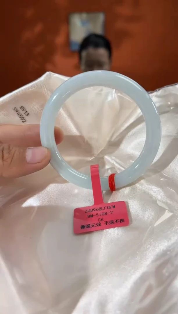 未镶嵌手镯翡翠翡翠手镯