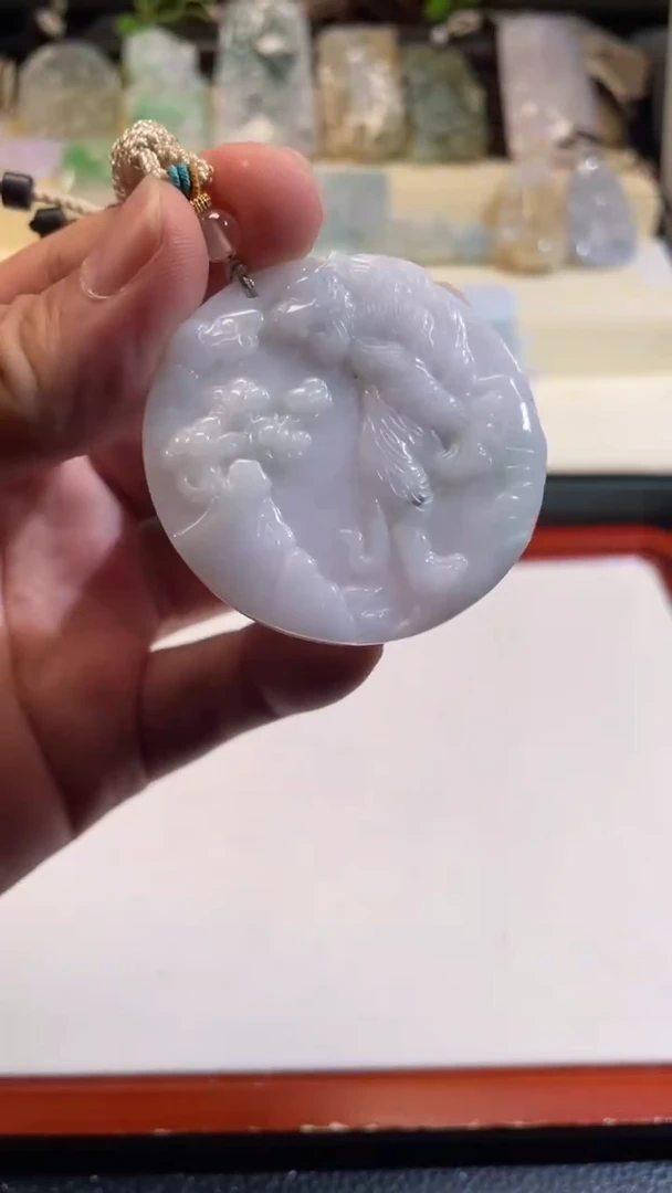 翡翠未镶嵌颈饰8/16/071