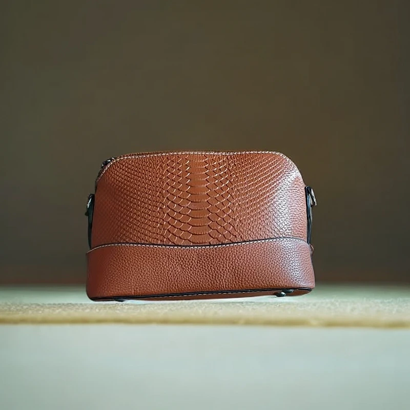 时尚百搭棕色女士潮流单肩肩包M-729