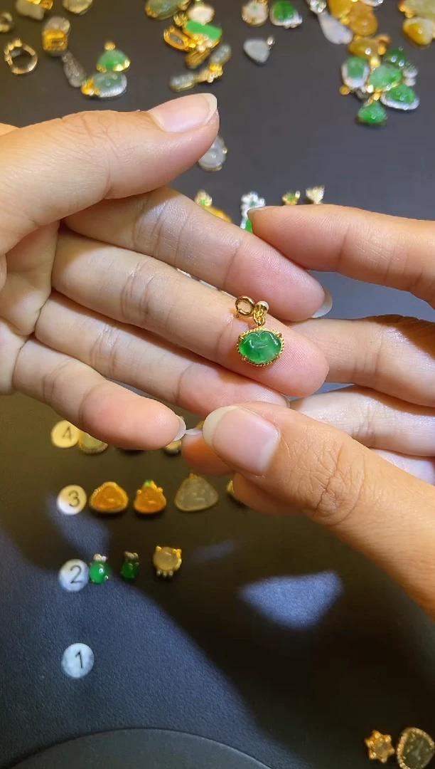 吊坠(不含链)银S925镶嵌翡翠1