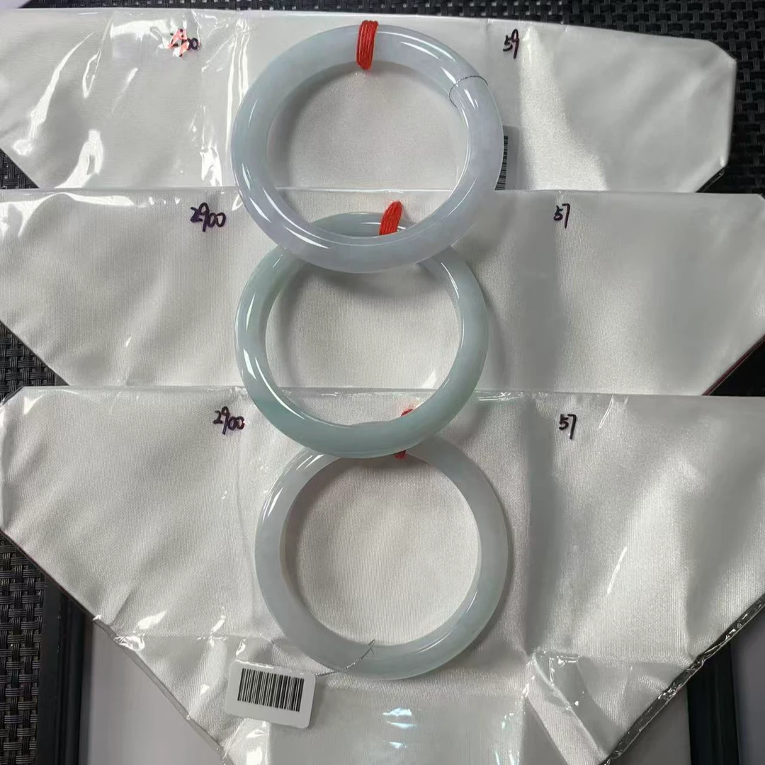 翡翠A货手镯0多样性发货，发一件