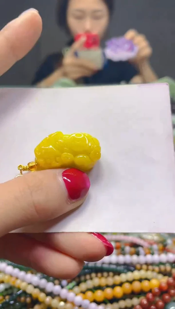 颈饰未镶嵌翡翠/H/翡翠A货，一件也是批发价